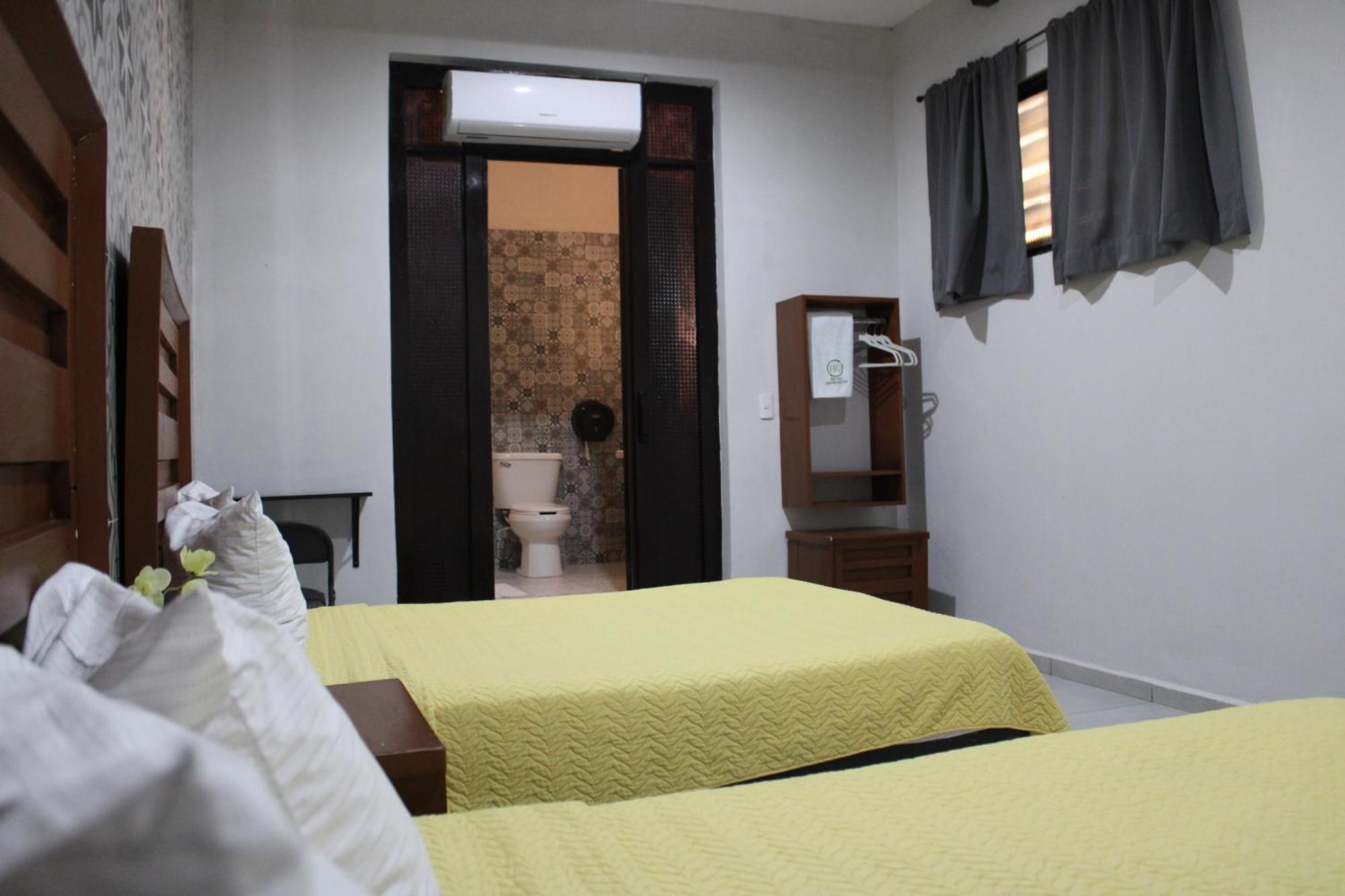 Hotel Guaranducha Inn Campeche Room photo